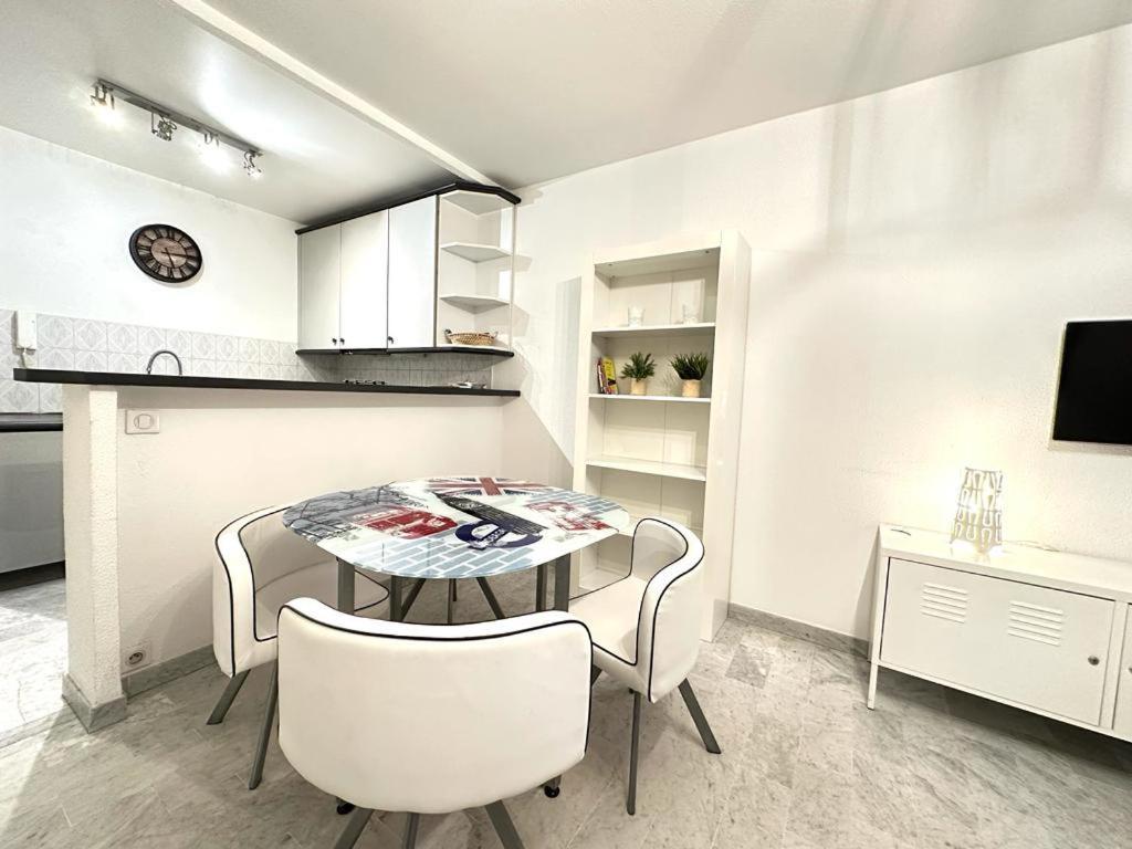 Beau Studio Centre Juan Les Pins A 300M Des Plages Антиб Экстерьер фото